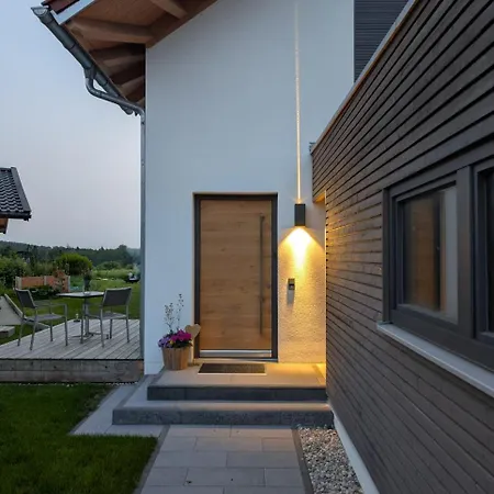 Naturwohnraum - Urlaub Im Holzhaus *